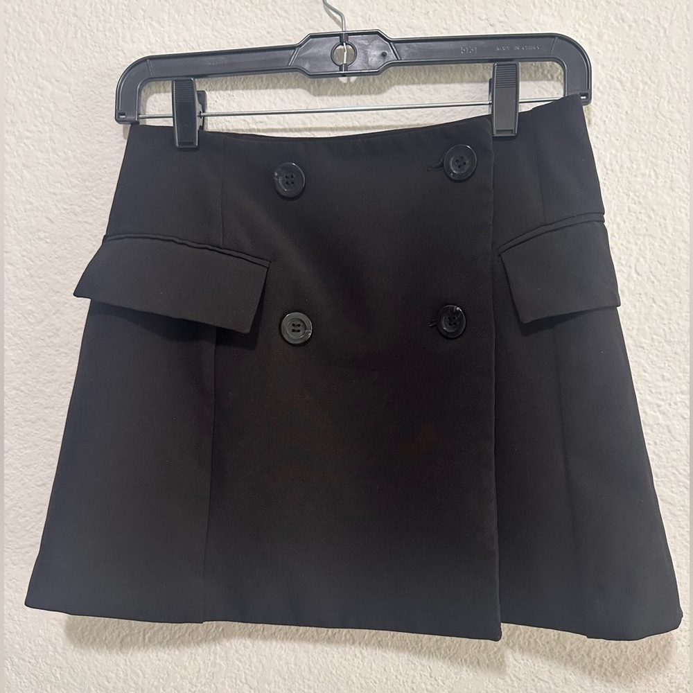 Forever 21 Black Mini Skirt